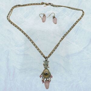 Vintage Avon Sweet Sorbet Butterfly Pendant Necklace Pierced Earring Gift Set